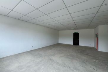 Kulai Bandar Indahpura • Jalan Kiambang 17 •Stellar Park@Vervo City 1.5 Storey Terrace Factory  ⁠Light Industry 