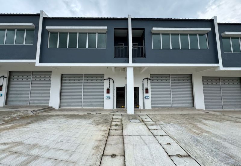 Kulai Bandar Indahpura • Jalan Kiambang 17 •Stellar Park@Vervo City 1.5 Storey Terrace Factory  ⁠Light Industry 