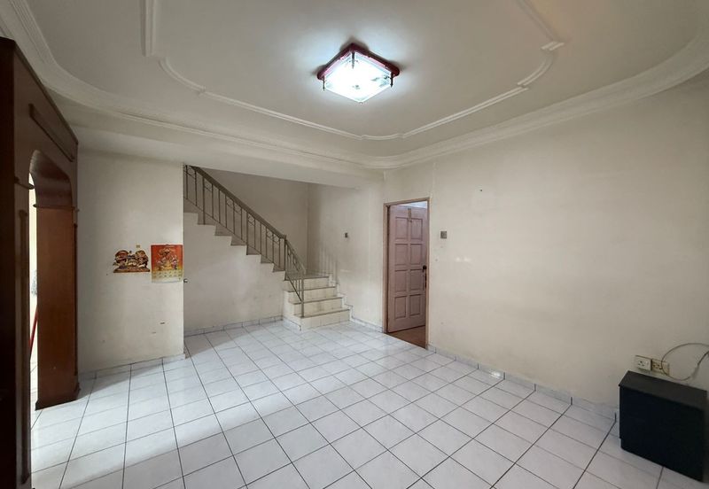 Kulai / Taman Putri Kulai /Jalan Sri Putri 7 / Double Storey House UnBlock View 古来公主城第七期双层排楼