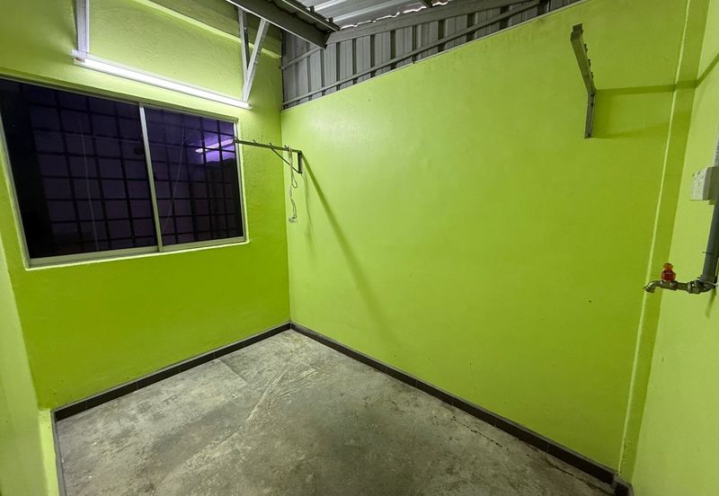 Kulai / Taman Putri Kulai /Jalan Sri Putri 7 / Double Storey House UnBlock View 古来公主城第七期双层排楼