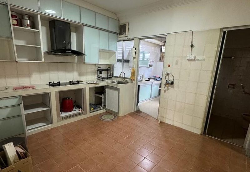 Kulai Taman Putri Kulai / Jalan Sri Putri 7 / Double Storey Terrace House Fully Extended / Unblock Unit  