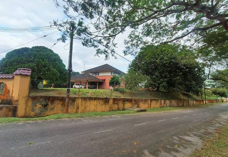 Ulu Tiram / Bukit Tiram / Rare Opportunity  Freehold Agriculture Land with Bungalow / 永久地契农业地 + 独立式屋出售 🔥