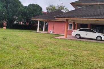 Ulu Tiram / Bukit Tiram / Rare Opportunity  Freehold Agriculture Land with Bungalow / 永久地契农业地 + 独立式屋出售 🔥