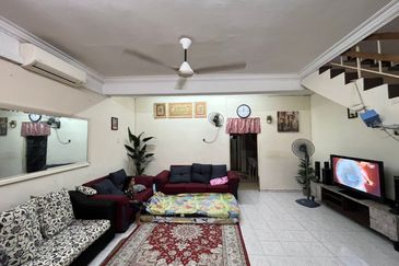 Kulai Saleng / Taman Muhibah /JB Jalan Muhibah / Double Storey Terrace House