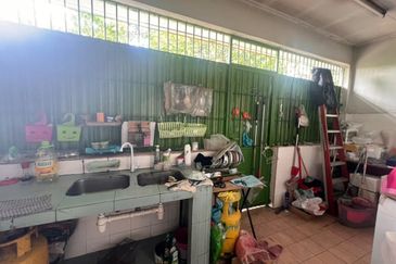 Kulai Saleng / Taman Muhibah /JB Jalan Muhibah / Double Storey Terrace House