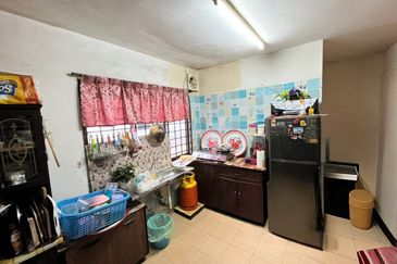 Kulai Saleng / Taman Muhibah /JB Jalan Muhibah / Double Storey Terrace House