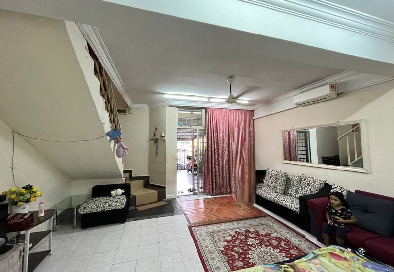 Kulai Saleng / Taman Muhibah /JB Jalan Muhibah / Double Storey Terrace House