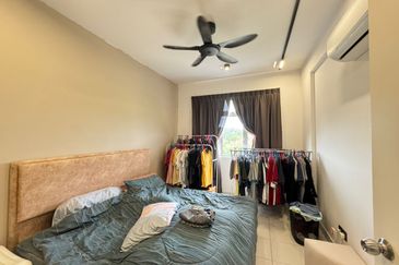 Kulai Bandar Putra / Jalan Merpati / MI Apartment 