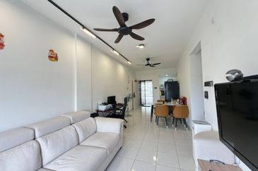 Kulai Bandar Putra / Jalan Merpati / MI Apartment 