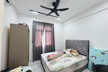 Kulai Bandar Putra / Jalan Merpati / MI Apartment 