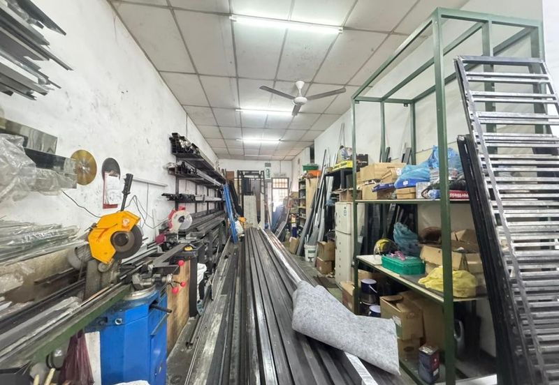 Skudai Kangkar Pulai / Taman Sri Pulai Perdana / Jln Pulai Perdana / 1 Storey Low Cost Shop