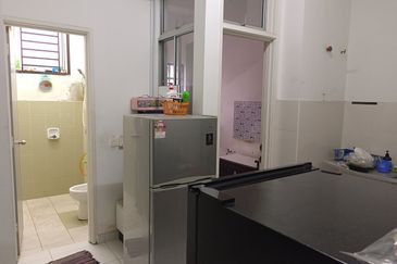 Taman Bukit Indah  / Jalan Indah Zon 7 / Double Storey House 