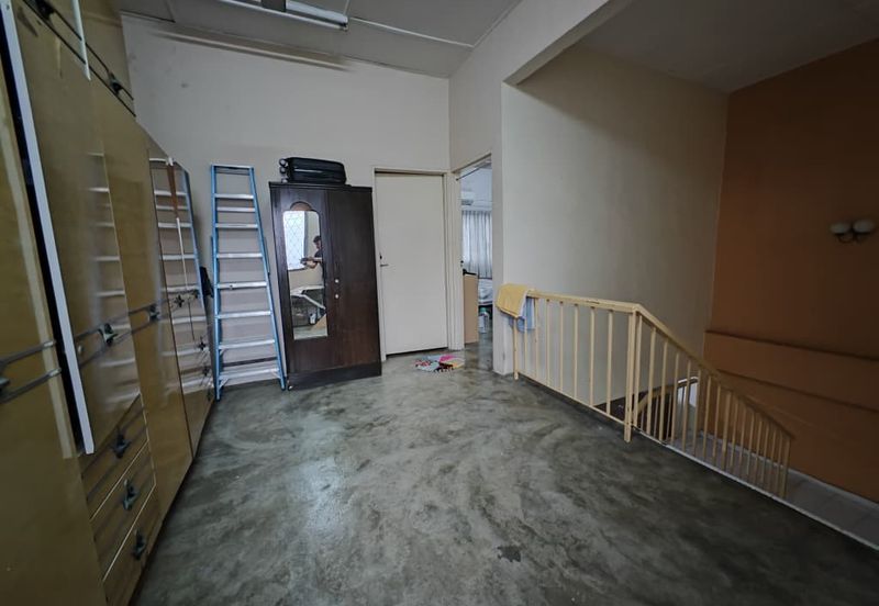 Kulai / Batu 21 Taman Pertama Kulai / Double Storey Corner lot / 古来21哩凤凰花园双层角头