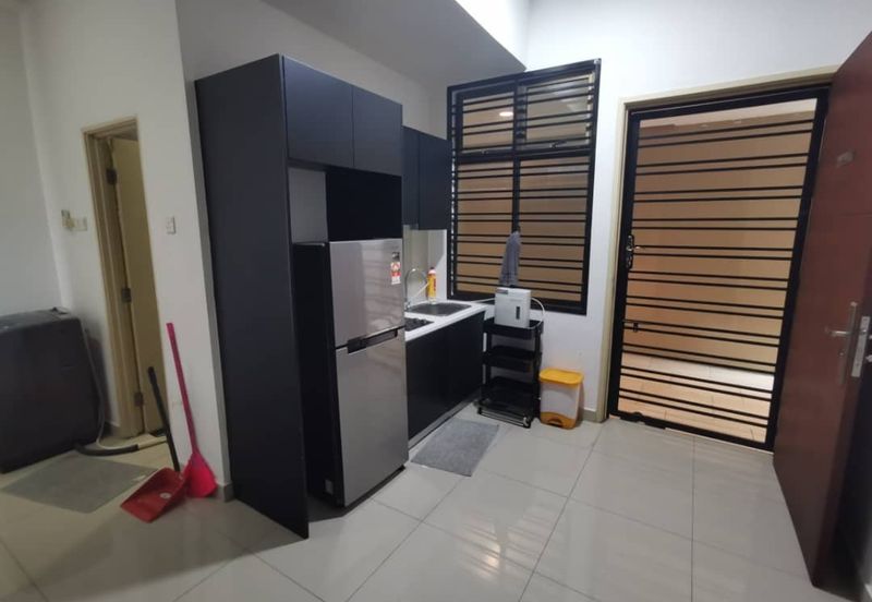 Johor Bahru/ Tanan Mount Austin / Jalan Mutiara Emas 9/23 - Palazio Apartment Studio / High Floor