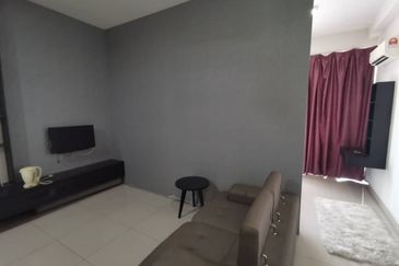 Johor Bahru/ Tanan Mount Austin / Jalan Mutiara Emas 9/23 - Palazio Apartment Studio / High Floor
