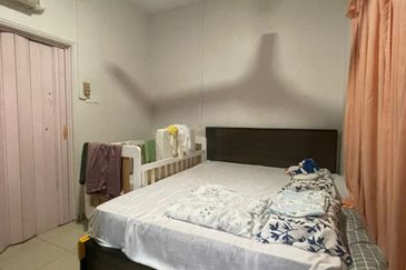 Johor Bahru/ Taman Abad / Jalan Harimau Bintang / Single Storey Terrace House (走路可以到KSL Mall)