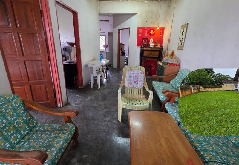 Skudai / Taman Universiti /  Jalan Penyiaran / Single Storey Corner lot/ Unblock Unit 