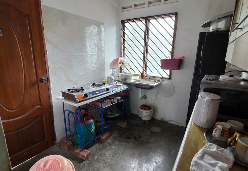 Skudai / Taman Universiti /  Jalan Penyiaran / Single Storey Corner lot/ Unblock Unit 