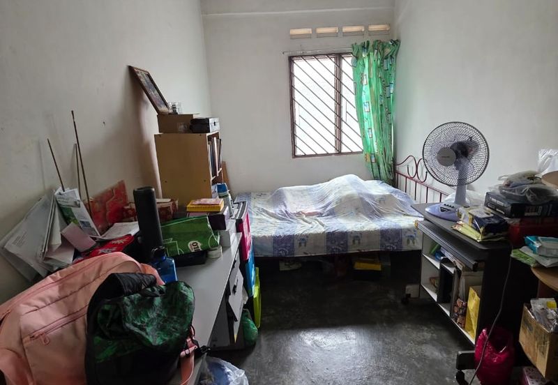 Skudai / Taman Universiti /  Jalan Penyiaran / Single Storey Corner lot/ Unblock Unit 