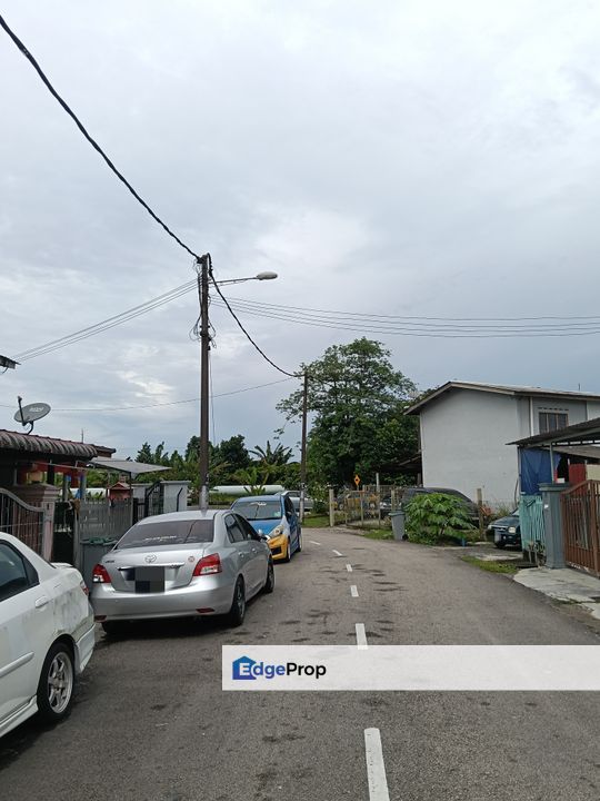 Senai /Taman Sepakat Jaya /Jalan Sepakat🏘️𝐃𝐨𝐮𝐛𝐥𝐞 𝐒𝐭𝐨𝐫𝐞𝐲 𝐋𝐨𝐰 𝐂𝐨𝐬𝐭  𝐂𝐨𝐫𝐧𝐞𝐫 𝐥𝐨𝐭 Total Land 1725sqft /, Johor, Senai