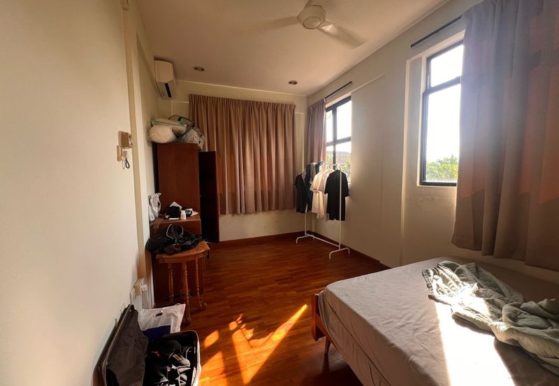 Kulai/ Senai /Jalan anak bukit/  Double Storey Bungalow House /Beside Le Grandeur Palm Resort Johor Behind Golf Court 