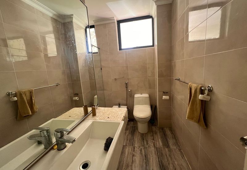 Kulai/ Senai /Jalan anak bukit/  Double Storey Bungalow House /Beside Le Grandeur Palm Resort Johor Behind Golf Court 