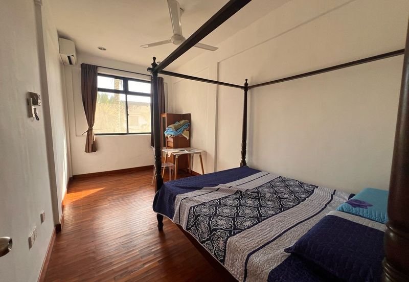 Kulai/ Senai /Jalan anak bukit/  Double Storey Bungalow House /Beside Le Grandeur Palm Resort Johor Behind Golf Court 