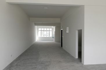 Kulai Bandar Indahpura/ Jalan Kiambang/Vervocity New Shop Endlot