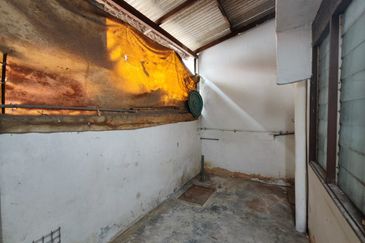 Skudai -Taman Anggerik - Jalan Anggerik -Double Storey Terrance House low cost 