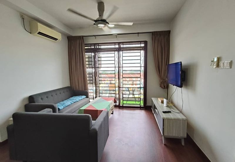 Kulai/ Bandar Putra/ D'Putra Suites / Service Apartment Corner lot 