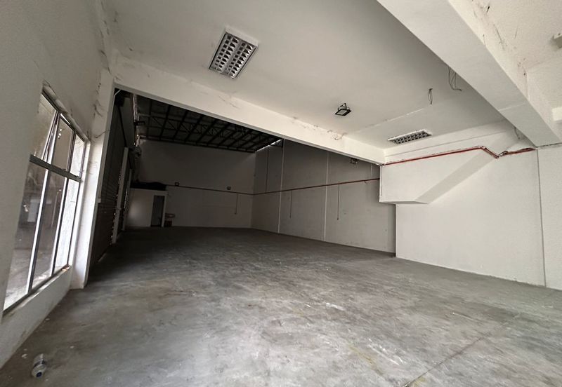 Kulai / Taman Perindustrian Lagenda / Jalan Lagenda / 1.5 Storey Cluster Factory