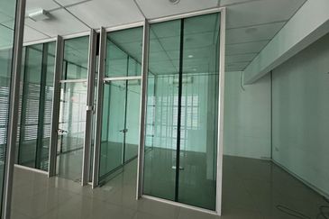 Kulai / Taman Perindustrian Lagenda / Jalan Lagenda / 1.5 Storey Cluster Factory