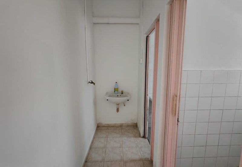 Kulai / Saleng / Jalan Jambu 1 / Double Storey Shoplot Unblock View 