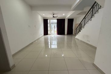 Masai / Bandar Seri Alam / Jalan Person is aran Sinaran Ilmu / Jalan Jed Sadu / Imperial Jade / Double Storey House/ Full loan unit