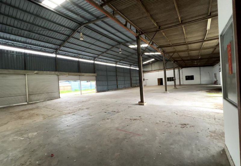Kulai / Kelapa Sawit / enclosed detached  Factory / No CCC