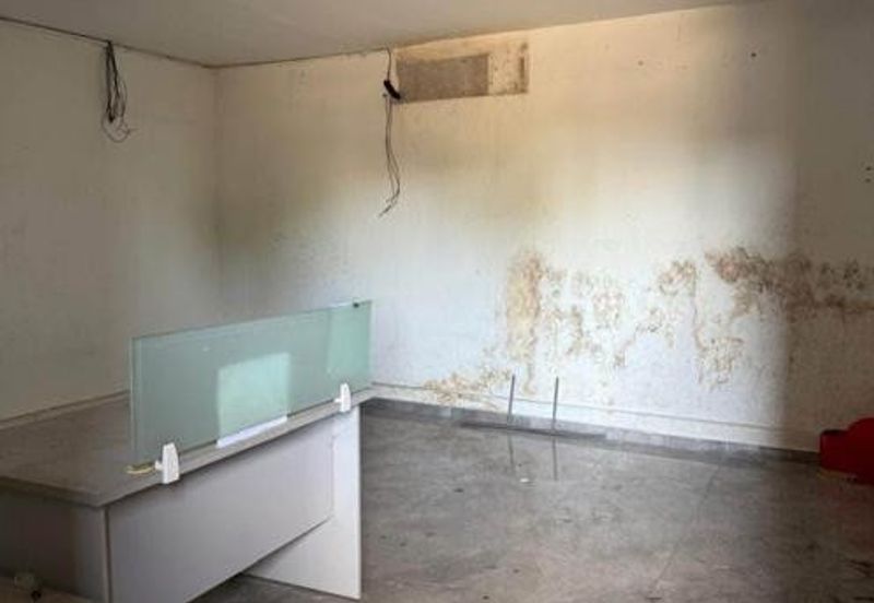 Kulai / Jalan Sengkang / 3 Blok of Warehouse / Factory / 