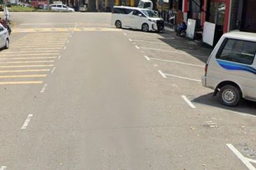 Kulai Bandar Putra / Jalan Merbau / Single Storey Shop Lot Unblock Unit