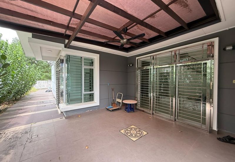 Kulai / Bandar Putra /  IOI Palm Villa Gate C / Double Storey Semi-D House 