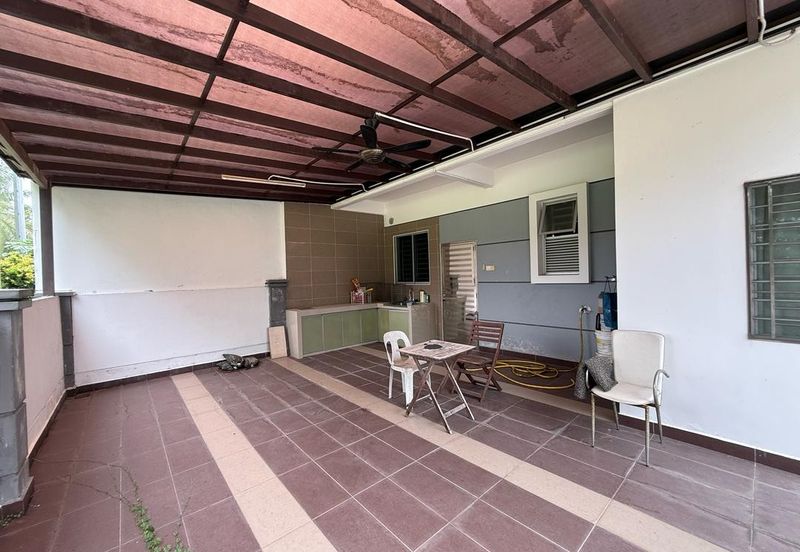 Kulai / Bandar Putra /  IOI Palm Villa Gate C / Double Storey Semi-D House 