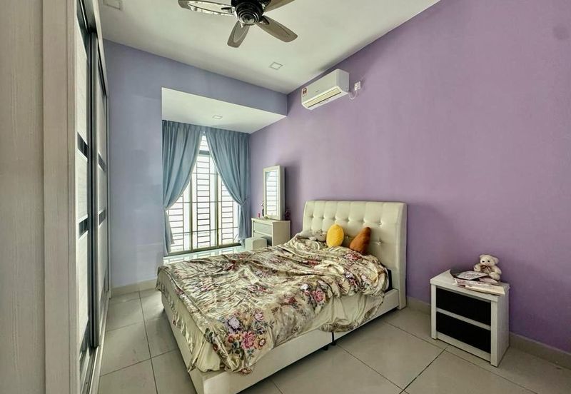 Kulai / Bandar Putra / IOI Gate B / Jalan Ceria / Double Storey Cluster House   