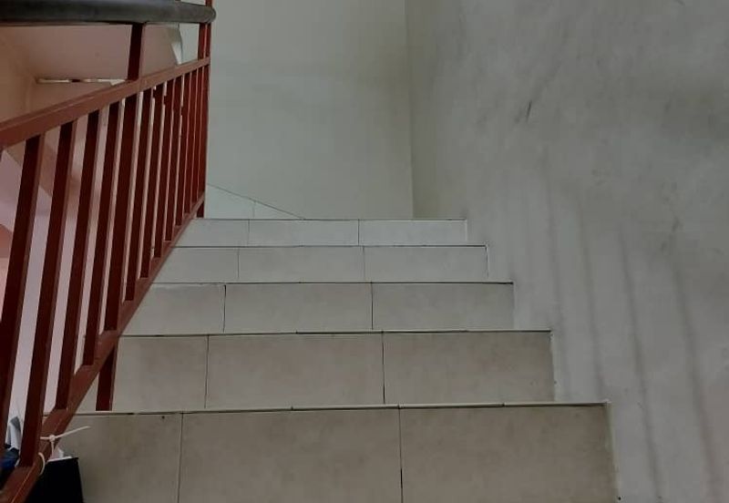 Skudai / Taman Impian Skudai / Jalan Impian /Double Storey House Original unit 