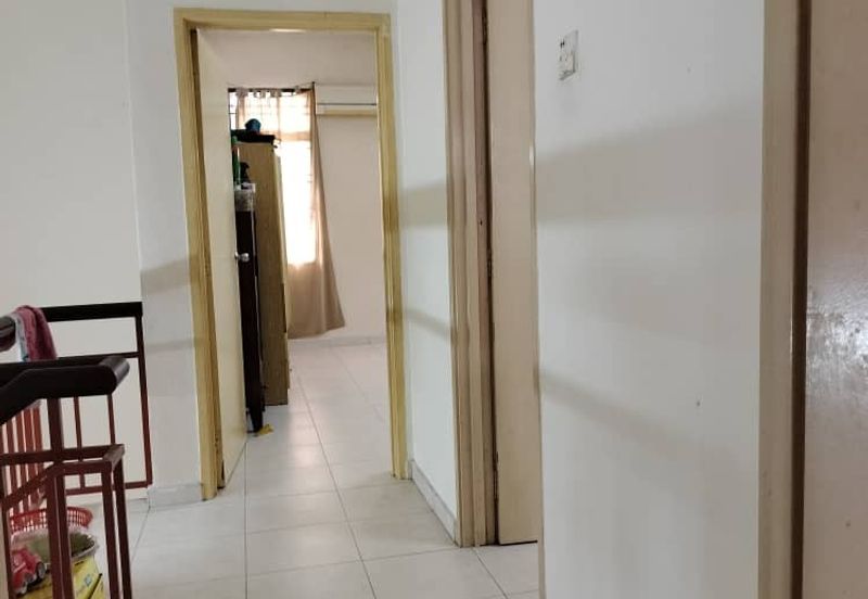 Skudai / Taman Impian Skudai / Jalan Impian /Double Storey House Original unit 