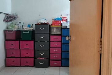 Skudai / Taman Impian Skudai / Jalan Impian /Double Storey House Original unit 