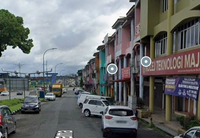 Kulai / Senai / Taman Senai Utama / 3 Storey Shoplot / Facing Main Road