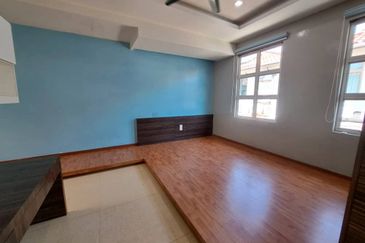 Skudai / Taman Sutera Utama / Jalan Sutera Chengal / Double Storey Semi Detached