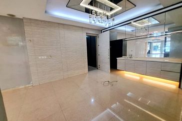 Skudai / Taman Sutera Utama / Jalan Sutera Chengal / Double Storey Semi Detached