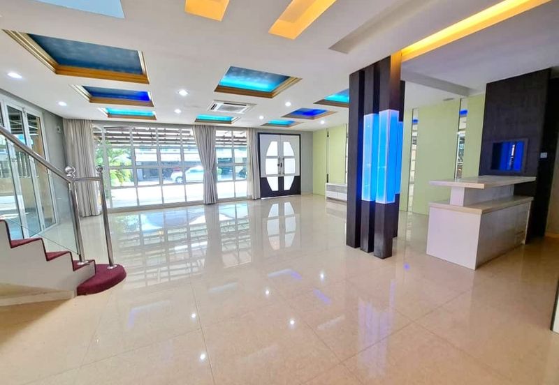 Skudai / Taman Sutera Utama / Jalan Sutera Chengal / Double Storey Semi Detached