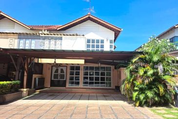Skudai / Taman Sutera Utama / Jalan Sutera Chengal / Double Storey Semi Detached