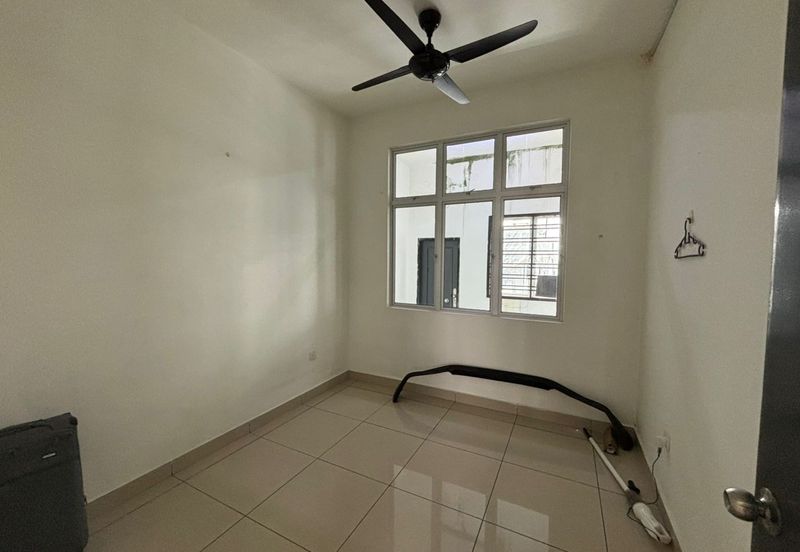 Skudai / Jalan Taman mutiara Utama 7 / Double Storey House 