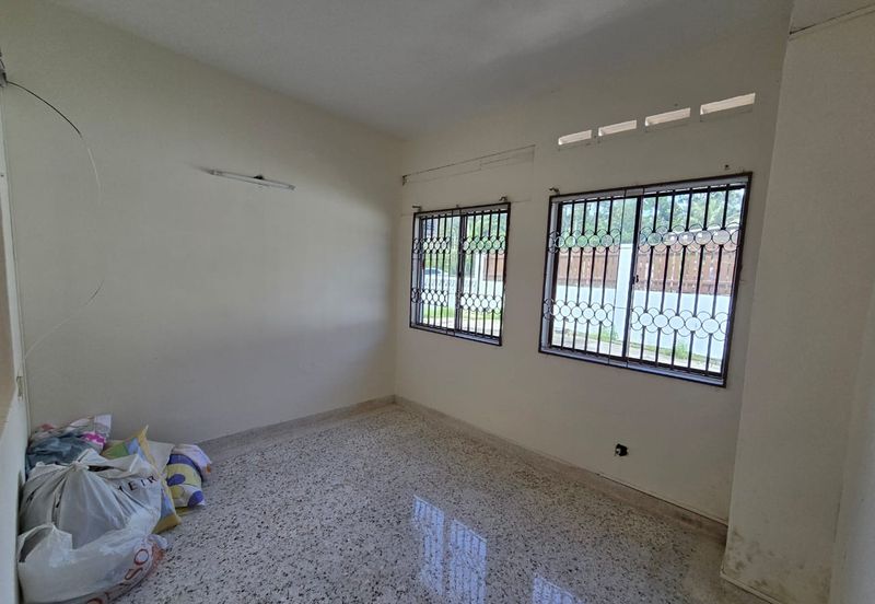 Skudai /  Tun Aminah /  Taman Tasek / Jalan Danau / Double Storey Semi D